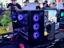 华硕ROG魔霸9X台式机发布:58L透明机箱+Ultra7处理器+RTX 5060Ti/5070