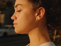 全球最小可穿戴设备:Lumia 2智能耳环发布