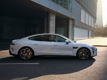 小米SU7提车需等明年?官方回应来了