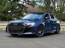 2025款奥迪RS3正式发布,外观细节优化升级,动力强劲性能出色