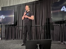 Neuralink盲视设备2026年或助视力障碍者重见光明