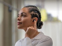 国庆出行不“晕噪”:飞机/高铁/自驾三场景降噪耳机怎么选