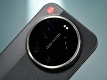 现在手机的潜望式长焦和大底主摄,哪一个对日常拍照的提升更明显?