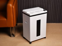 采用双进纸口设计 科密A9200碎纸机值得购买