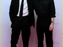 哈姆奈特横扫爱尔兰影视学院奖,吉尼斯家族携杰克·格里森强势回归