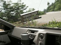 极限竞速:地平线6神还原头文字D AE86豆腐运输水杯物理细节