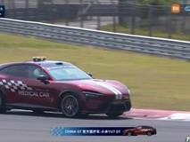 小米YU7 GT医疗车首秀CHINA GT宁波站,以超跑性能赋能赛事急救