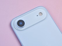 苹果发布会前，我们意外拿到了「iPhone 17」