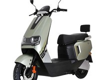 绿源F20智能电摩2779元