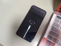 Get一点：为什么老手机用久了，电池会鼓包？