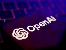 OpenAI着手自研首款AI眼镜,Snap/苹果/微美全息加速智能眼镜赛道战略布局