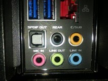 主板的这个音频接口 相信90%的人都没用过