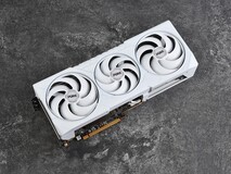 蓝宝石RX 9070 GRE 12G 极地vs合金脉动 选购指南