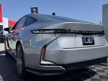 全新雷克萨斯ES实车曝光,设计大变引争议