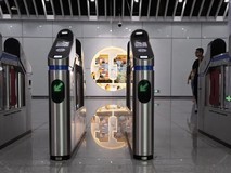 广州地铁试点“闸机常开门”