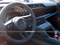 保时捷纯电动卡宴内饰曝光,科技感升级