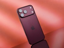 iPhone 18 Pro Max美图欣赏:手中一抹低调红