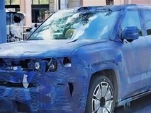 方程豹钛9实车路试曝光:硬派方正造型+或搭550kW混动系统