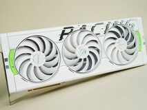 万丽 白星舰GeForce RTX 5090 D v2 OC评测 依然旗舰的游戏体验！