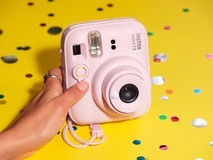富士instaxmini 13新品登场 助力出片倒计时