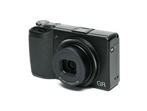 没有取景器,却有态度——三位‘袖珍摄影师’的日常装备实录