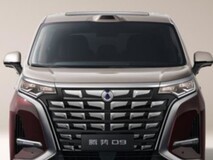 搭载第二代刀片电池,第二代腾势D9重塑新能源豪华MPV新标准