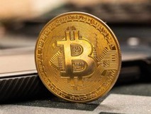 比特币跌破12.1万美元,24小时超6亿美元爆仓