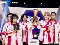 AG超玩会登顶“EWC电竞世界杯”巅峰 九号电动车定制款预售即罄引热潮