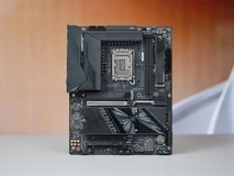 技嘉D5单通道增强技术实测:单条DDR5能否媲美双通道游戏性能?