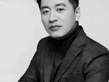 张雪峰突发离世引关注,医院文书泄露事件正核查