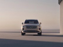 全家出行大型SUV推荐,沃尔沃XC90三排空间与长途舒适