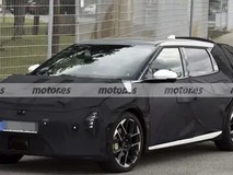 起亚EV4 GT高性能版曝光,2026年发布,加速4秒内续航500公里