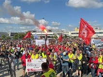 采埃孚裁员引抗议,德国汽车零部件行业面临深度调整