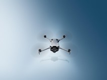 一英寸大底全能迷你航拍机 DJI Mini 5 Pro 售价 4788 元起