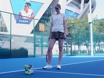 Loona现身中网,科技×萌宠=全场焦点!