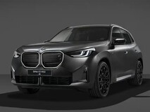 全新宝马X3 M50 xDrive发布:黑武士外观+326kW轻混动力