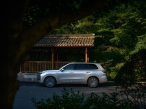 吉利银河M9上市限时17.38万起,开启大六座SUV AI出行新时代