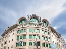 飞利浦商显 X Odisee应用科学大学丨混合课堂,无界连接