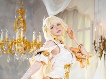 PeachMilky化身阿格莱雅演绎星穹铁道新COS