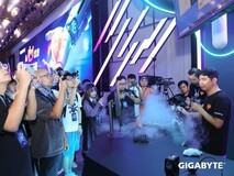 7.3GHz新纪录!HiCookie再创9800X3D+技嘉X870主板超频战绩