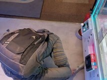 日本街机厅捡硬币谋生热引法律争议