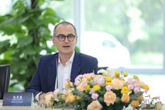 云端共舞 互为生态：新基建时代的混合多云新篇章