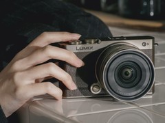 松下LUMIX S9推出创新钛金色配色