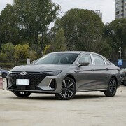 20万元内四款紧凑三厢轿车对比：空间动力科技全面解析