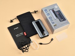 飞傲Q15解码耳放长测报告：“以小见大”的便携台机