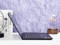14英寸1.3kg轻量化设计！上手体验ThinkPad T14s