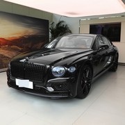 三款百万级豪华轿车对决：科技、奢华与性能的巅峰之选