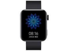 长者生活新方式：科技感满满的智能腕上伴侣