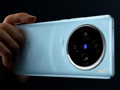 小直屏旗舰！vivo X200全系用上天玑9400