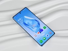 2000元的手机怎么选？一加红米iQOO谁的性价比更高